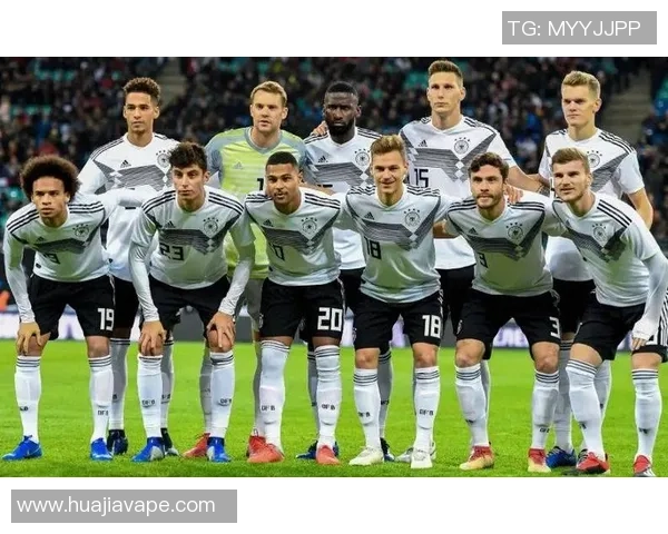 2012年欧洲杯德国队与意大利队首发阵容详细解析与战术对比